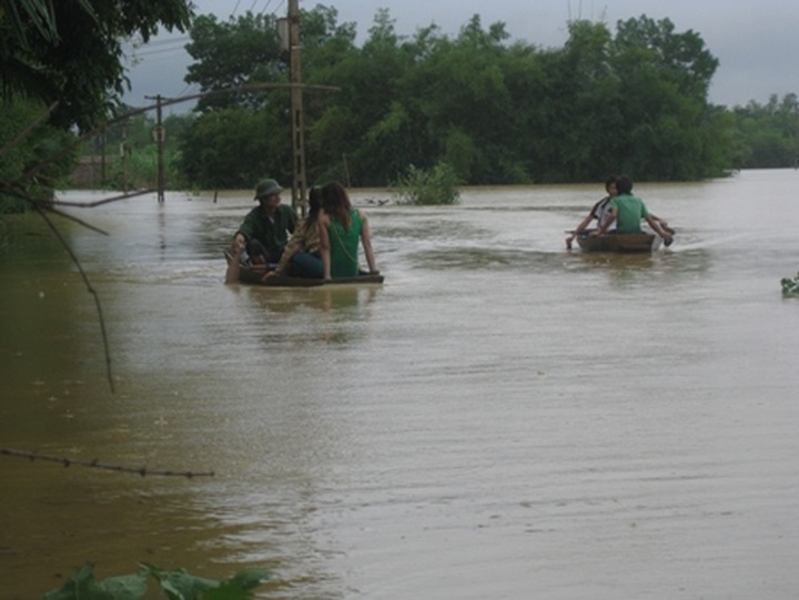 Flood kills five in central region - 6