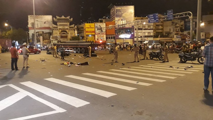 Drunk driver causes fatal accident at red light - 1