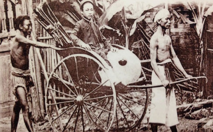 Old Quarter exhibit recalls Hanoi's rich past - 2