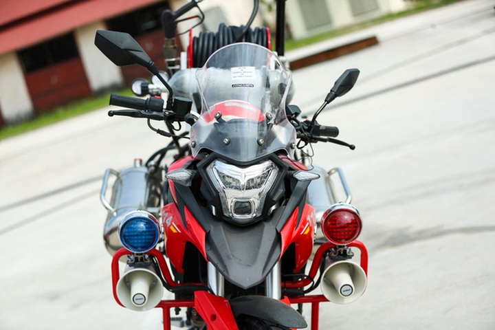 Fire control motorcycles imported into Vietnam - 6