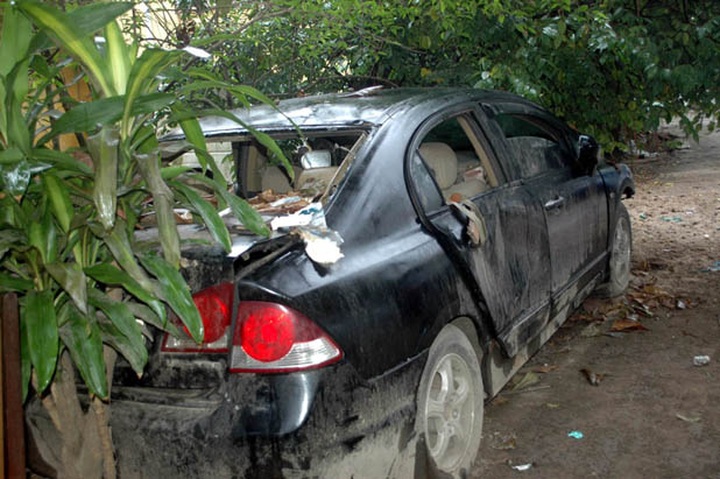 Impounded vehicles turn into scrap metal - 3