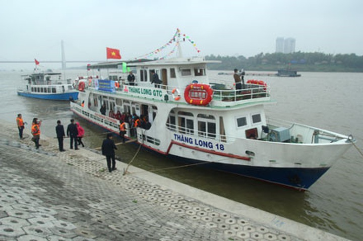 Hanoi Red River tour fails to attract tourists - 1