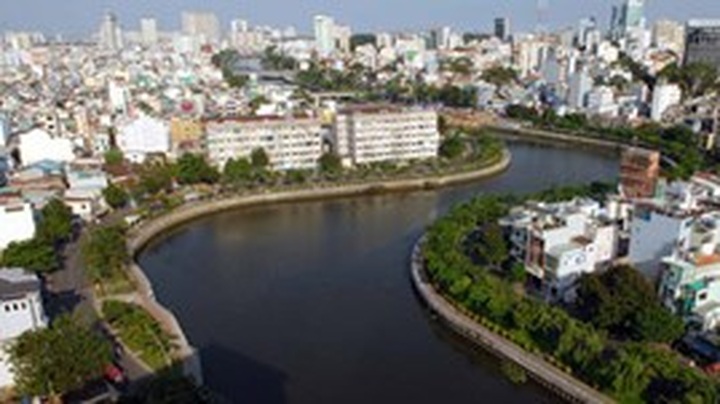 HCM City named on top 20 ‘dynamic' list - 1
