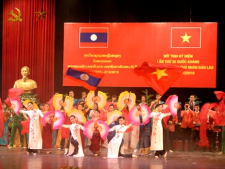Strengthening Vietnam-Laos comprehensive cooperation - 1