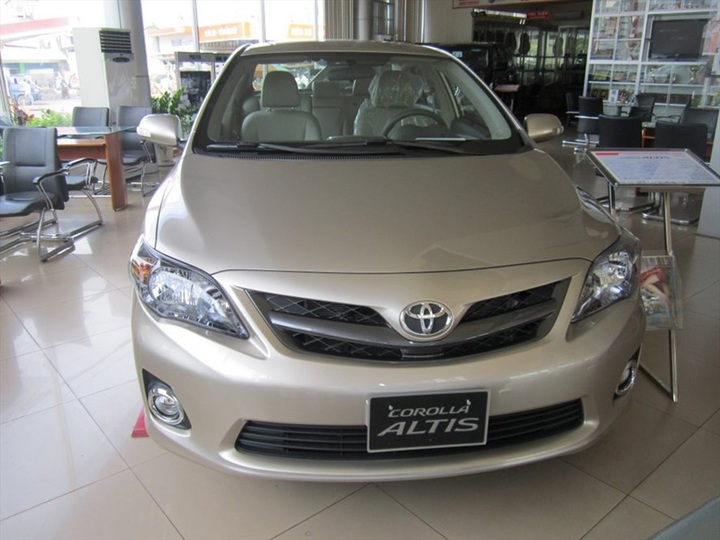 Toyota recalls over 20,000 cars for airbag fault in Vietnam - 1