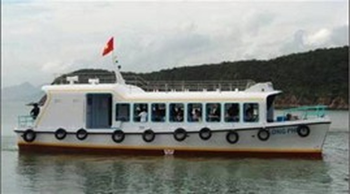 8 missing from passenger ship sunk in Can Gio - 1