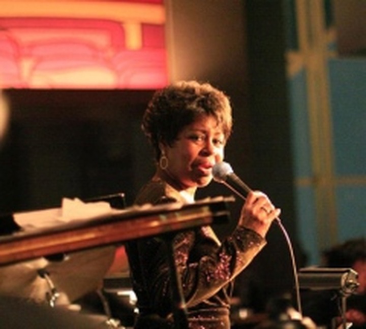 Diane Witherspoon to sing in Hanoi - 1