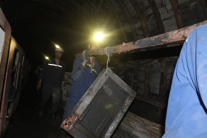 Coal mine accidents kill three Vinacomin miners - 1