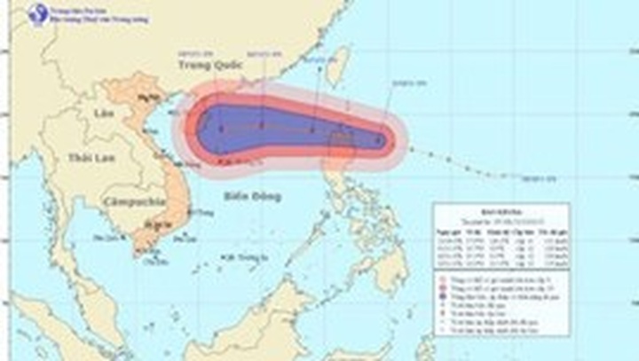 Typhoon Krosa enters East Sea - 1 Typhoon Krosa enters East Sea - 1