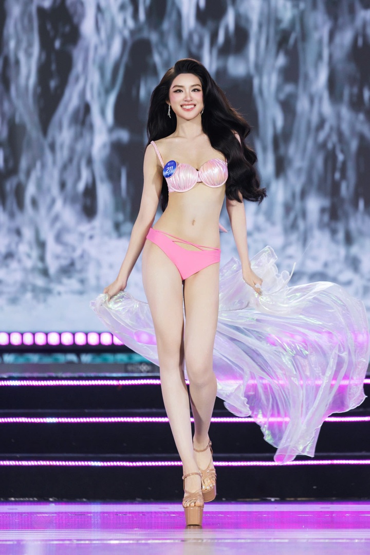 Hanoi student crowned Miss World Vietnam 2025 - 3 Hanoi student crowned Miss World Vietnam 2025 - 3