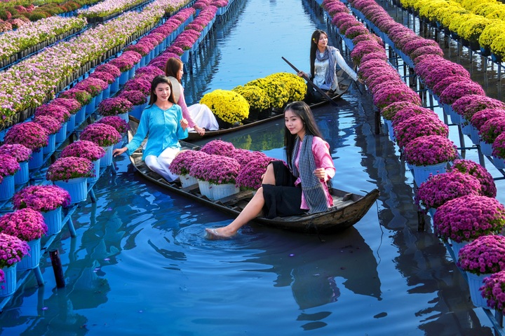 Award-winning ‘Spring Colours’ photo contest entries honoured - 14