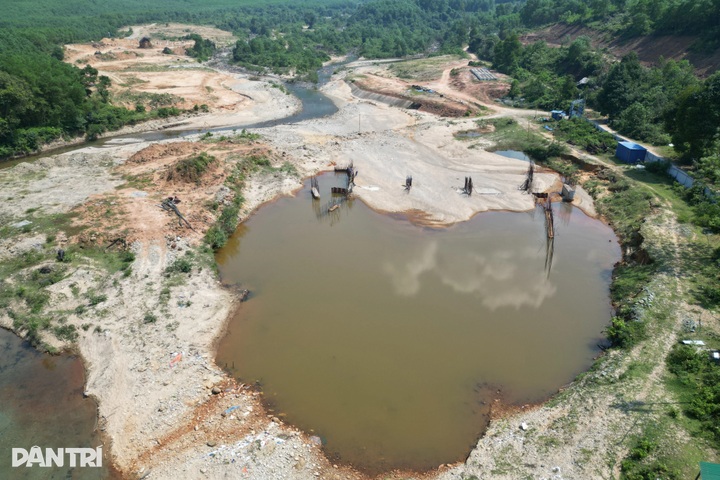 Hue revokes stalled USD 40m tourism project after delays - 2