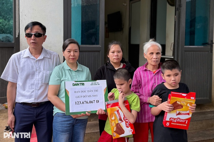 Readers donate over USD 11,600 to support two disabled families - 3