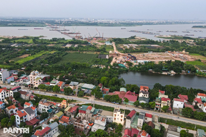 Four Hanoi Red River bridges begin to take shape - 2