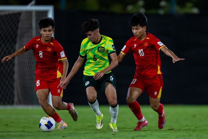 Vietnam U17 exit Asian Cup after defeat by Australia - 1