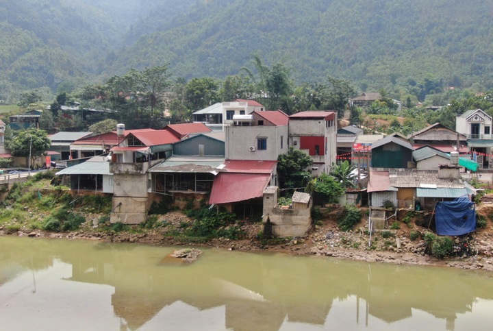 Landslide in Lao Cai directly affects 28 households - 2