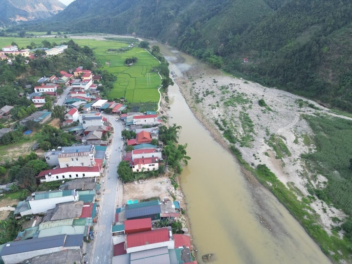 Landslide in Lao Cai directly affects 28 households - 3
