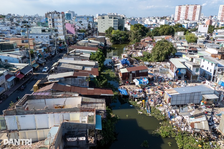 More than 100 homes cleared for canal park in Ho Chi Minh City - 2 More than 100 homes cleared for canal park in Ho Chi Minh City - 2