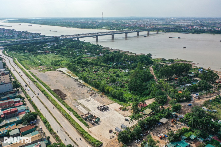 Work begins on first park in Hanoi’s Red River boulevard project - 4