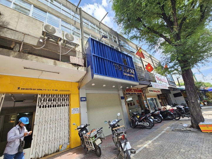 Ho Chi Minh City diamond streets see wave of shop closures - 2 Ho Chi Minh City diamond streets see wave of shop closures - 2