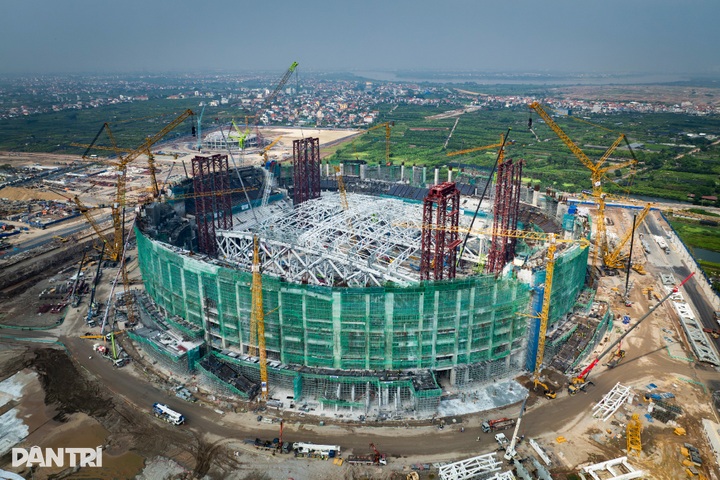 FIFA chief impressed by 60,000-seat PVF Stadium construction site - 6