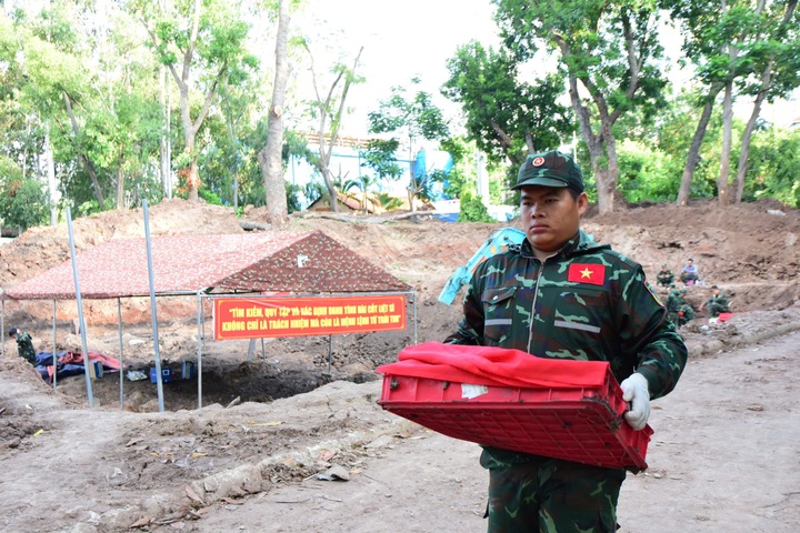 Number of soldiers' remains found at Ho Chi Minh City park rises to 494 - 2 Number of soldiers' remains found at Ho Chi Minh City park rises to 494 - 2
