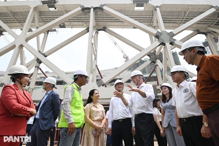 FIFA chief impressed by 60,000-seat PVF Stadium construction site - 5