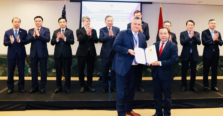 Amazon licensed to establish private telecom network in Vietnam - 1