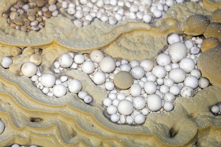 Stunning calcite pools discovered in Phong Nha-Ke Bang cave - 8