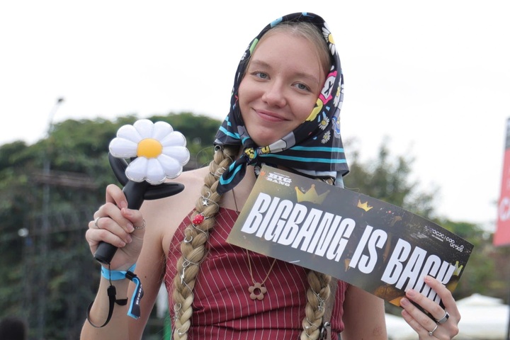 Chinese fans explore Vietnamese food while attending BIGBANG concert - 7