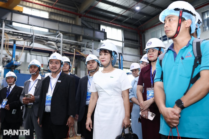 ESG Company Tour 2026 visits Binh Minh Plastics factory - 7