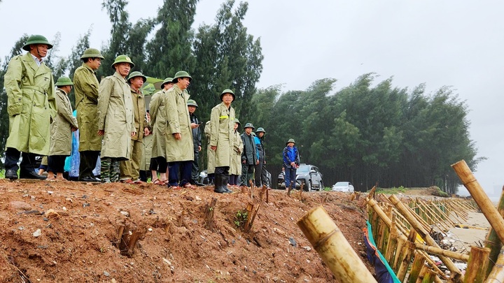Thanh Hóa huy động hơn 17.000 bộ đội, chiến sĩ sẵn sàng ứng phó bão Yagi - 3 Thanh Hóa huy động hơn 17.000 bộ đội, chiến sĩ sẵn sàng ứng phó bão Yagi - 3