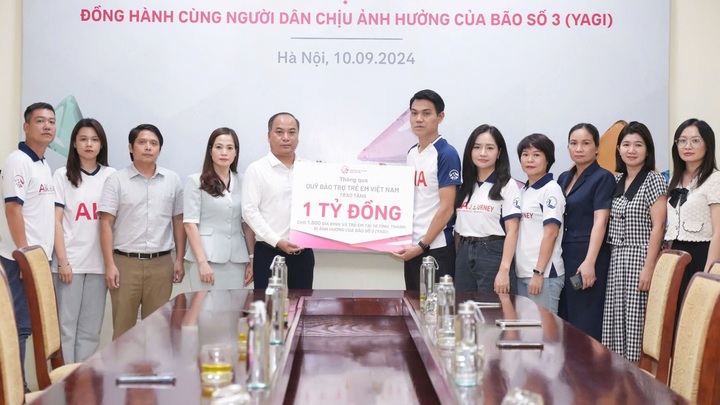 1 tỷ đồng hỗ trợ gia đình và trẻ em chịu ảnh hưởng của bão số 3 Yagi - 1 1 tỷ đồng hỗ trợ gia đình và trẻ em chịu ảnh hưởng của bão số 3 Yagi - 1