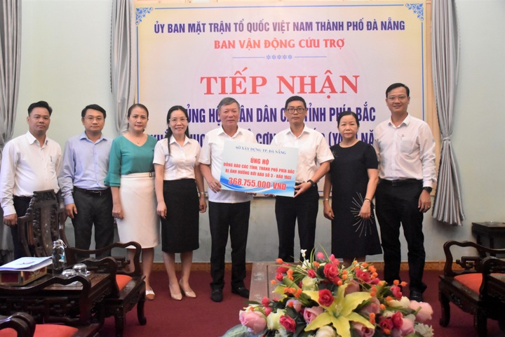 Đà Nẵng công khai danh sách sao kê ủng hộ đồng bào bão lũ hơn 4,2 tỷ đồng - 1 Đà Nẵng công khai danh sách sao kê ủng hộ đồng bào bão lũ hơn 4,2 tỷ đồng - 1