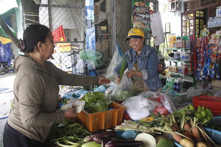 Thoát nghèo nhờ vốn tín dụng chính sách - 3 Thoát nghèo nhờ vốn tín dụng chính sách - 3