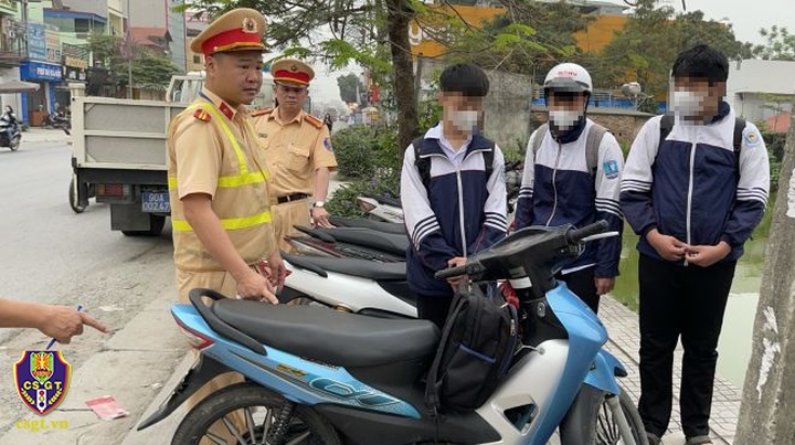 Sắp ra quân cao điểm xử lý học sinh vi phạm giao thông trên toàn quốc - 1