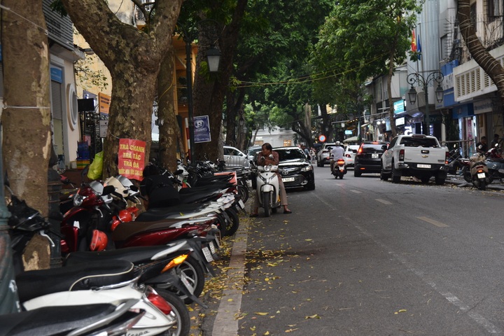 “Kinh tế vỉa hè” và sự nhếch nhác của đô thị - 2 “Kinh tế vỉa hè” và sự nhếch nhác của đô thị - 2