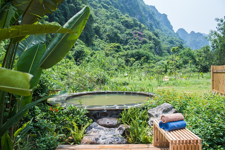 Tắm khoáng nóng giữa núi rừng - trải nghiệm đặc biệt ở Hòa Bình - 2