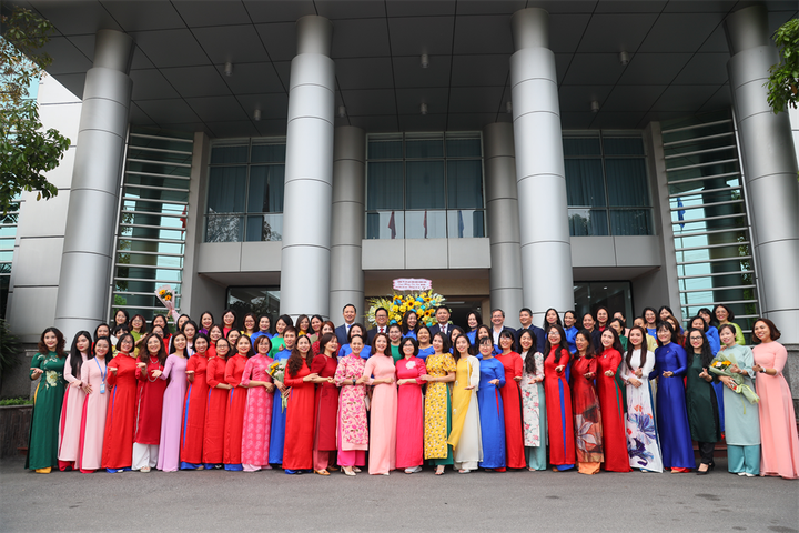 Phụ nữ - mảnh ghép quan trọng, thúc đẩy chuyển đổi số tại BSR - 1 Phụ nữ - mảnh ghép quan trọng, thúc đẩy chuyển đổi số tại BSR - 1