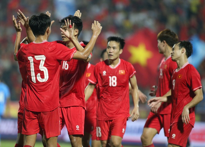 Tuyển Việt Nam quyết tâm lọt vào chung kết AFF Cup 2024 - 1