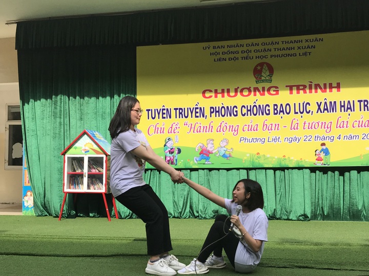 Dấu hiệu nhận biết trẻ bị xâm hại - 1 Dấu hiệu nhận biết trẻ bị xâm hại - 1