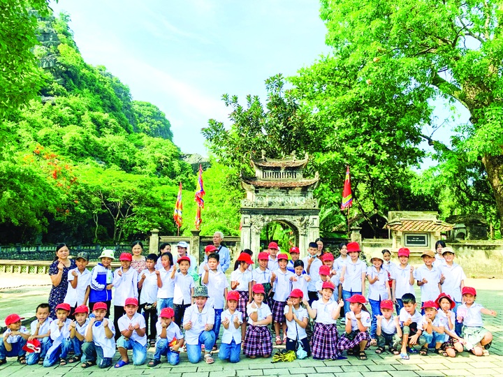 Sôi nổi các hoạt động trải nghiệm rèn luyện kỹ năng cho học sinh - 2