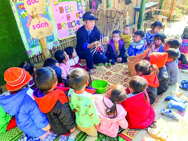 Sôi nổi các hoạt động trải nghiệm rèn luyện kỹ năng cho học sinh - 1