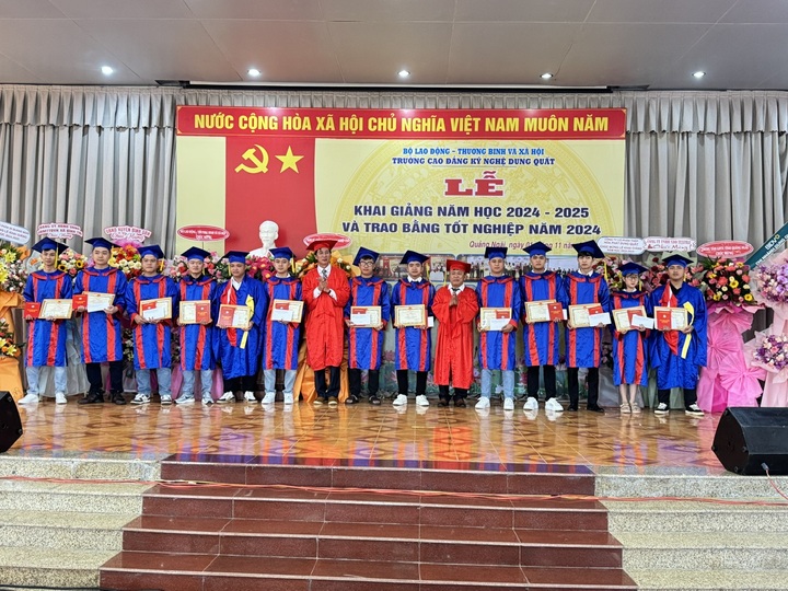Trường Cao đẳng Kỹ nghệ Dung Quất khai giảng năm học 2024 - 2025 - 2