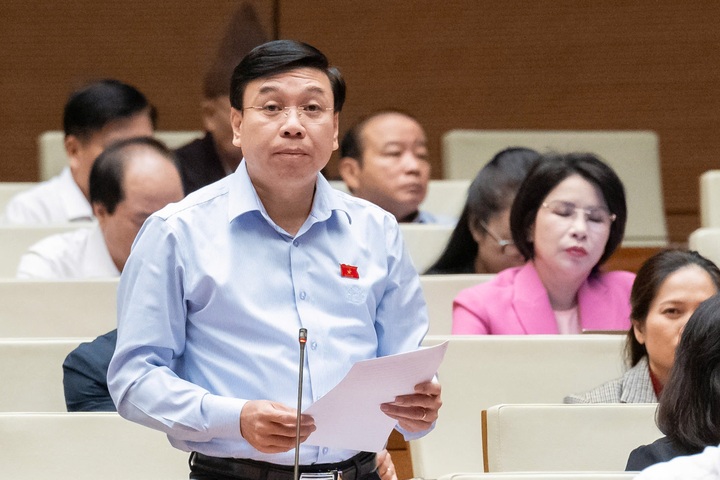 Từng bước phát triển mạnh cả về quy mô và chất lượng nguồn lao động - 1