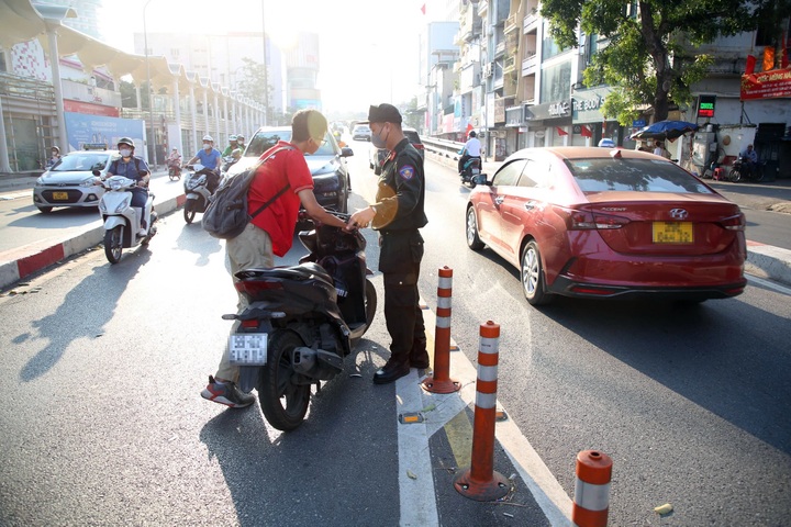 Cha, mẹ giao xe cho con chưa đủ tuổi lái xe có thể bị xử lý hình sự - 1 Cha, mẹ giao xe cho con chưa đủ tuổi lái xe có thể bị xử lý hình sự - 1