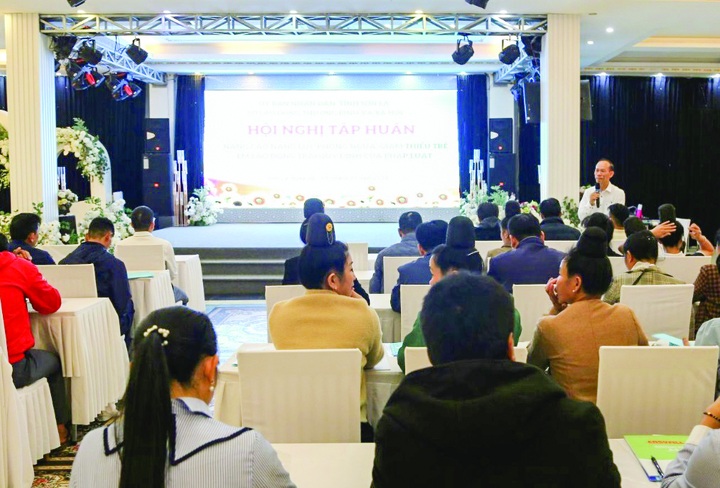 Những thách thức trong phát triển đội ngũ bảo vệ trẻ em các cấp - 1 Những thách thức trong phát triển đội ngũ bảo vệ trẻ em các cấp - 1