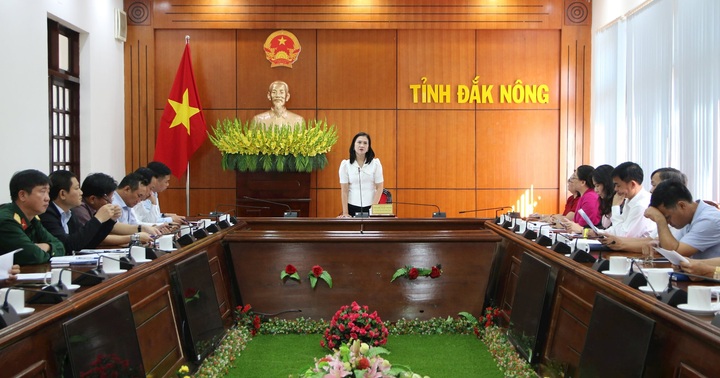 Đắk Nông gần 17.000 suất quà "Tết Nhân ái - Lan tỏ yêu thương" Xuân 2025 - 2 Đắk Nông gần 17.000 suất quà "Tết Nhân ái - Lan tỏ yêu thương" Xuân 2025 - 2