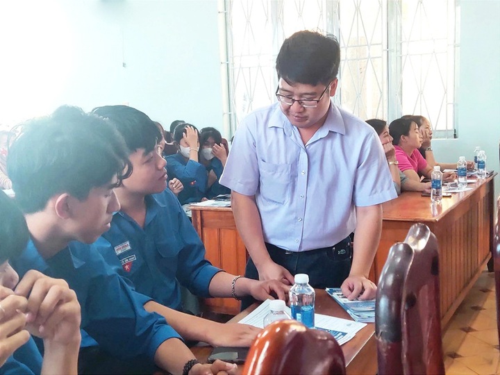 Tăng cường thông tin nhu cầu doanh nghiệp để lao động có nhiều việc làm - 1