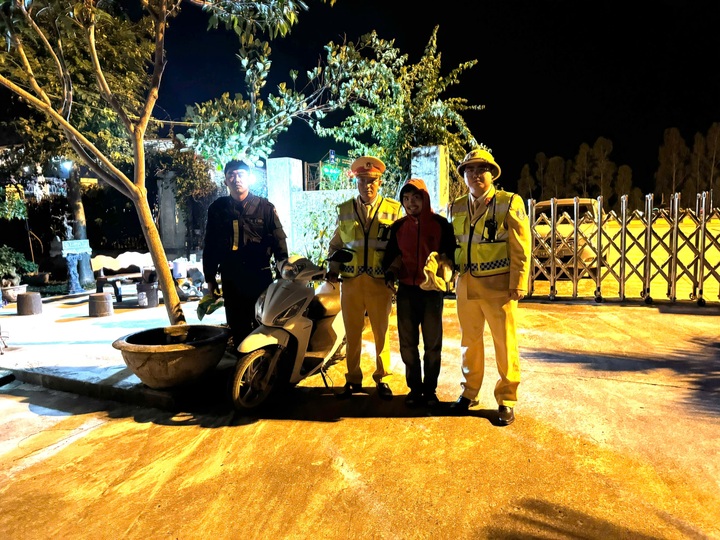 Trộm xe máy, bị bắt vì đi vào đường cao tốc - 1 Trộm xe máy, bị bắt vì đi vào đường cao tốc - 1